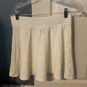American eagle white skirt